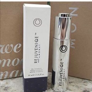 Monat Rejuveniqe Oil